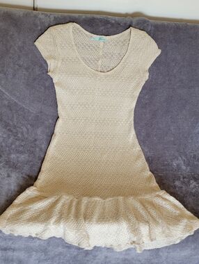 Maurices Sparkly Cream Knit Dress with Ruffle Hem Women's Sz M FLAWLESS